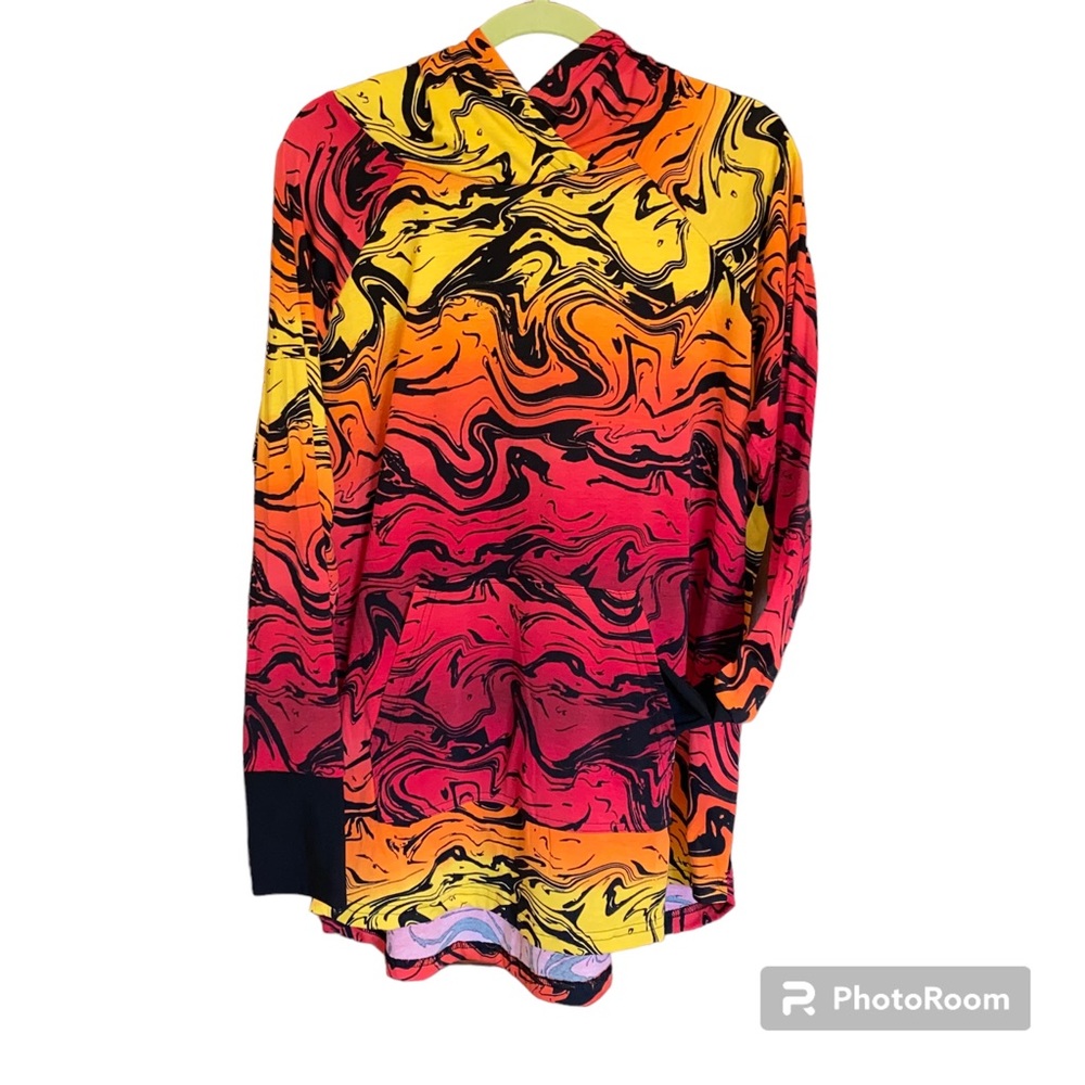 LuLaRoe Amber Hoodie - Size 2X (22-24) - Red, orange, yellow with black swirl